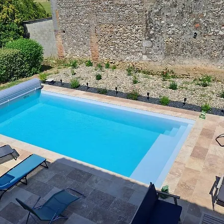 Lot Et Garonne En Campagne Pour 6 Personnes Piscine Et Jardin Ferienhaus *