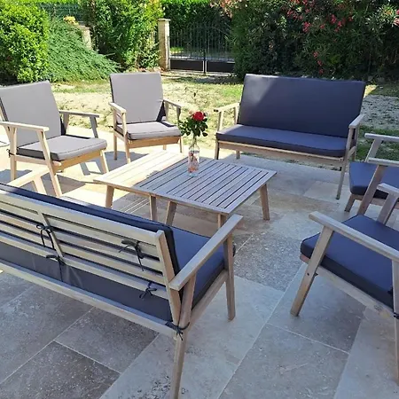 Lot Et Garonne En Campagne Pour 6 Personnes Piscine Et Jardin Ferienhaus Damazan