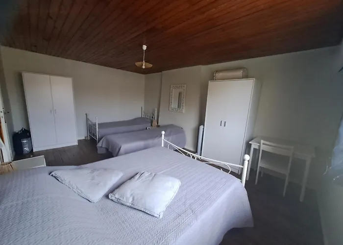 Le Gîte du Pêcheur, en campagne pour 10 personnes, Piscine privée et jardin Сasa de vacaciones Damazan
